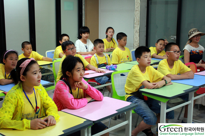 [How cute] 노란 병아리들의 한국어 수업!