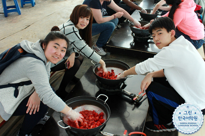 [Like a Strawberry] 딸기를 따러 가요~☆