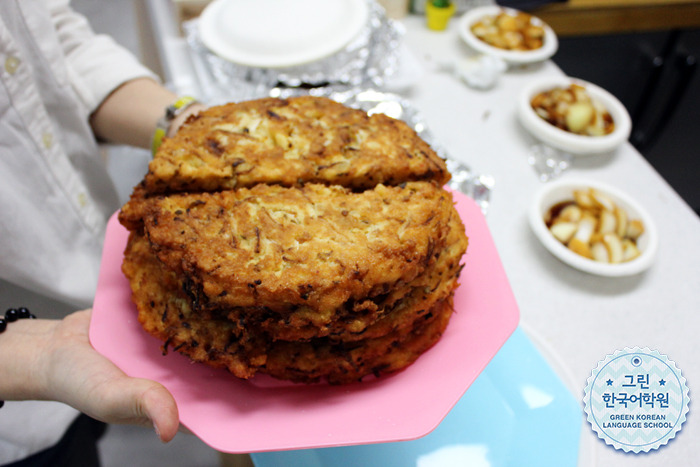 [August Party] 노릇노릇 맛있는 빈대떡을 먹어요~♬