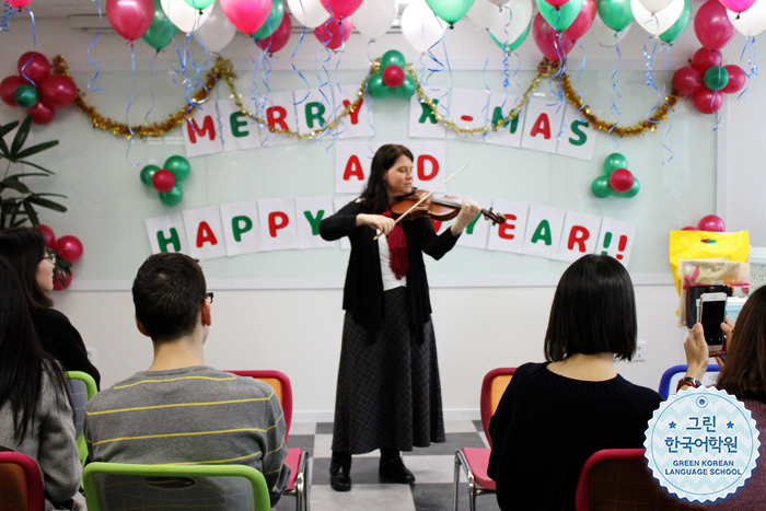 [Merry Christmas] 여러분, 오늘은 크리스마스 이브예요~♬ 우리 파티해요~