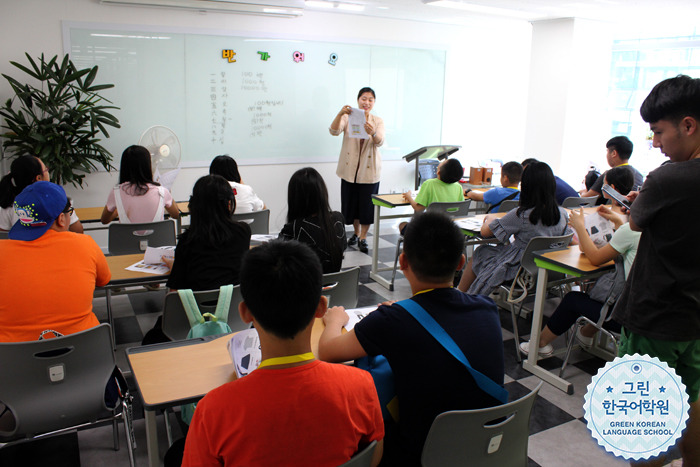 [Group class] 중국인 꼬마 학생들이 그린 한국어학원에 왔어요!