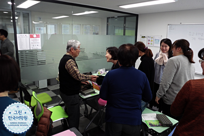 [Completion ceremony] 일본 한국어학원 위탁수업 수료식 현장!