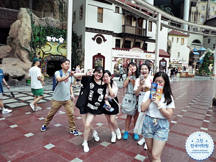 [Lotte world]