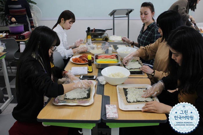 [Making topokki, gimbap, and fish soup]