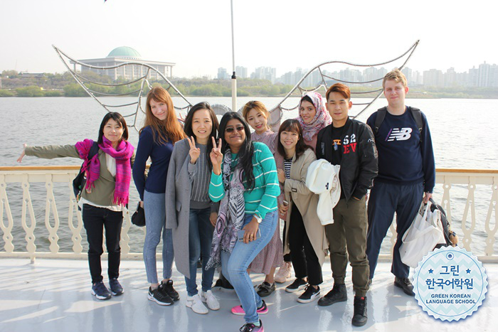 [Han River Cruise]